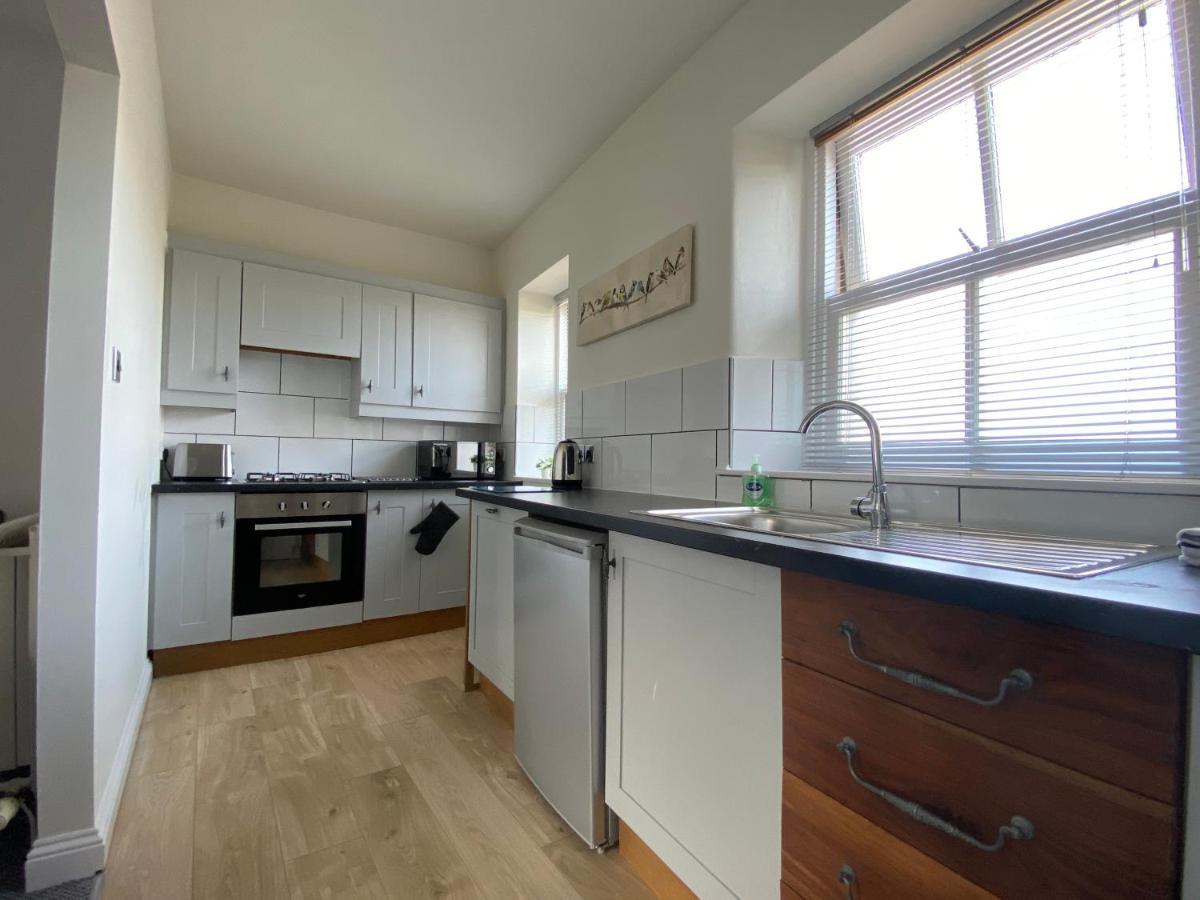 15 Queen Street, Flat 2 Ulverston Extérieur photo